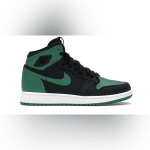Jordan 1 Retro High
Pine Green Black (GS)
